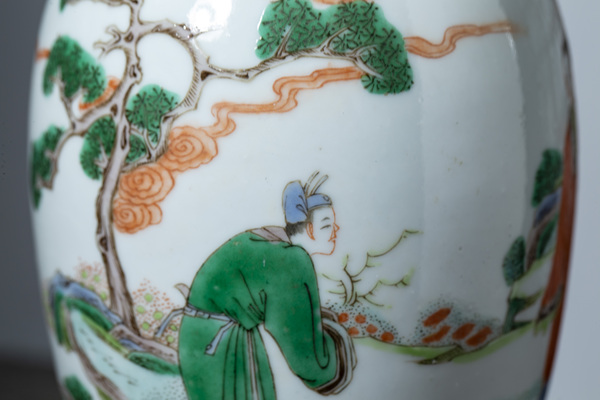 古玩陶瓷清光緒·五彩人物故事紋蘿卜瓶一對拍賣，當(dāng)前價格18420元