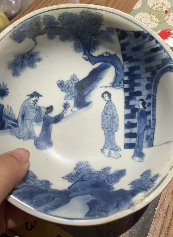 古玩陶瓷青花人物盤真品鑒賞圖