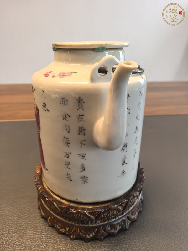 古玩陶瓷粉彩無(wú)雙譜人物茶壺真品鑒賞圖