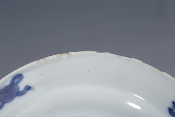 古玩陶瓷清康熙·青花三娘教子紋小碟拍賣,當前價格600元