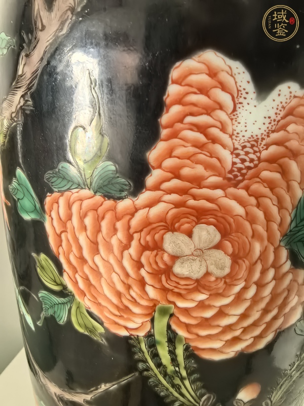 古玩陶瓷花鳥紋瓶真品鑒賞圖