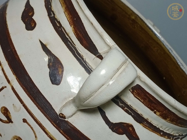 古玩陶瓷白地褐彩花卉紋雙系罐真品鑒賞圖