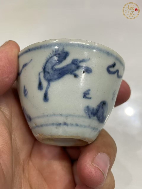 古玩陶瓷青花飛馬紋杯真品鑒賞圖