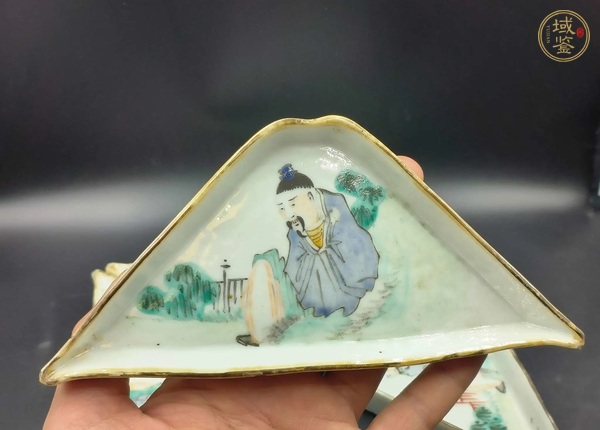 古玩陶瓷淺絳彩人物紋攢盤真品鑒賞圖