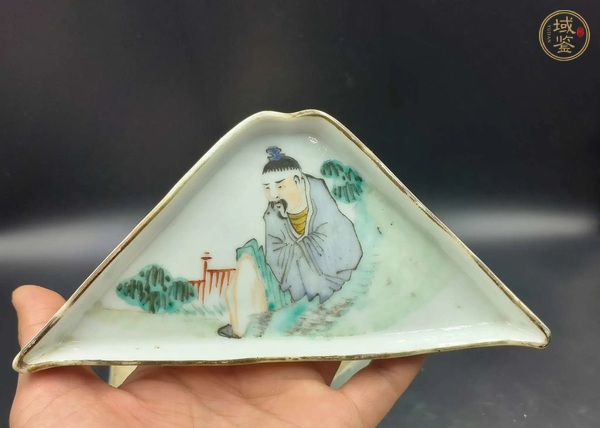 古玩陶瓷淺絳彩人物紋攢盤真品鑒賞圖