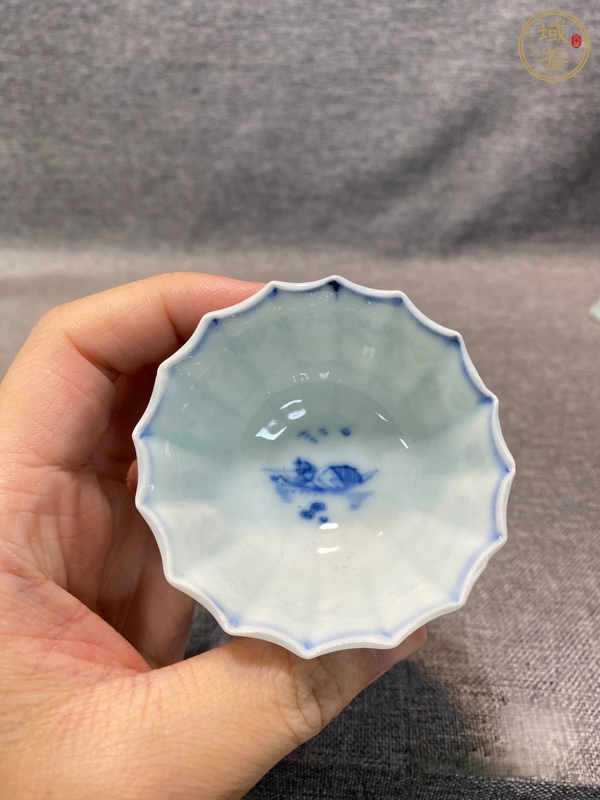 古玩陶瓷青花杯真品鑒賞圖