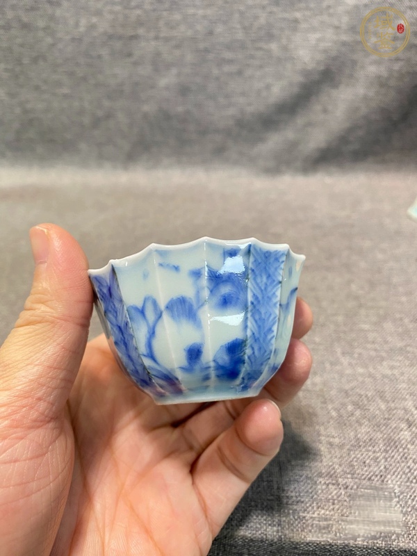 古玩陶瓷青花杯真品鑒賞圖