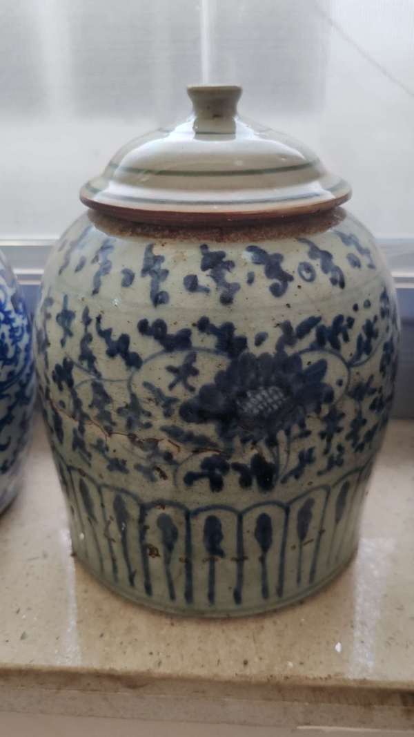 古玩陶瓷青花纏枝花紋罐拍賣,當前價格1000元