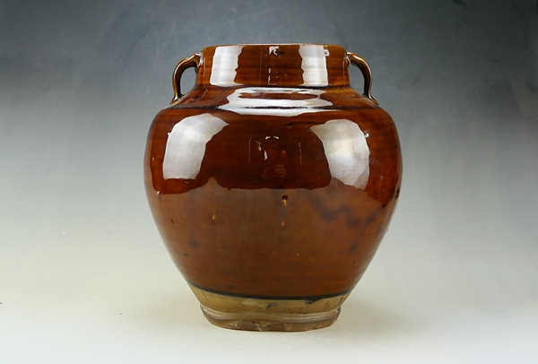 古玩陶瓷精品:明代晚期耀州窯紫金釉雙系罐（高級器皿）拍賣，當前價格158元