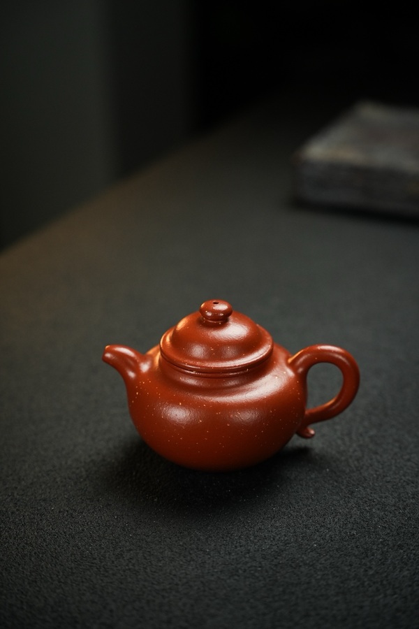 古玩雜項紫砂壺·蓮子壺拍賣,當前價格2991元