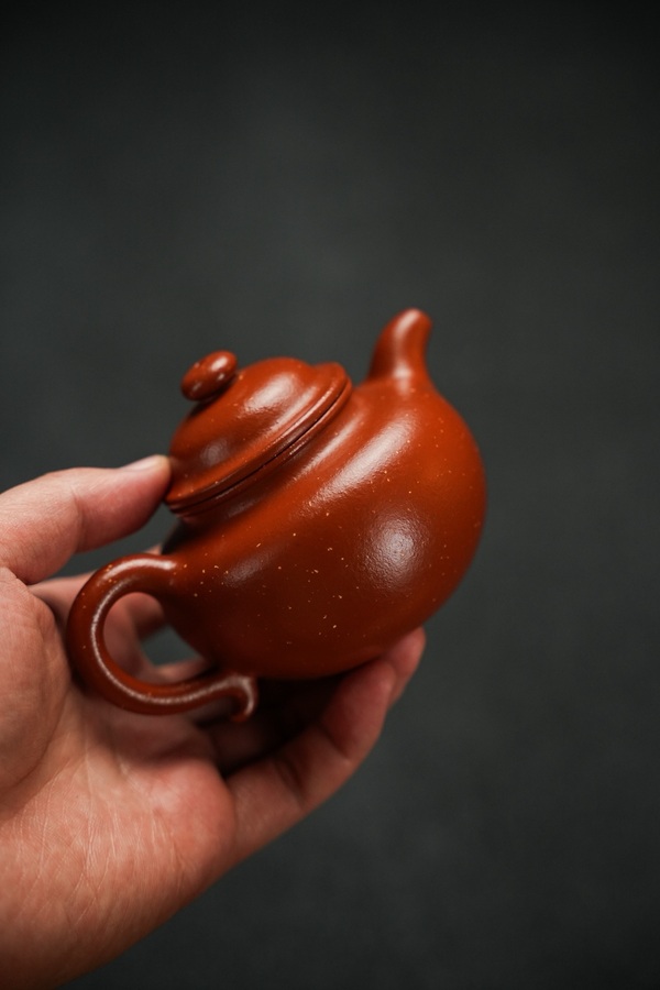 古玩雜項紫砂壺·蓮子壺拍賣,當前價格2991元