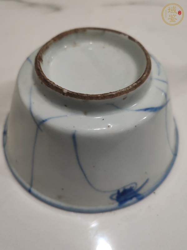 古玩陶瓷青花花卉紋茶碗真品鑒賞圖