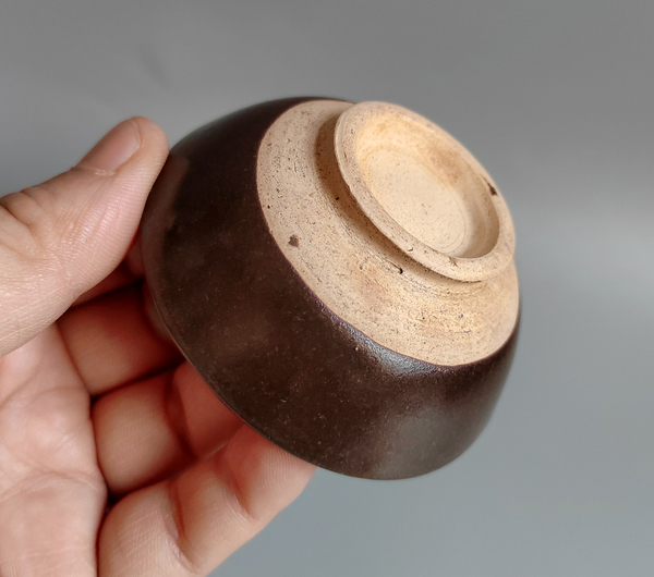 古玩陶瓷明末清初·茶葉末釉盞拍賣,當(dāng)前價(jià)格1000元