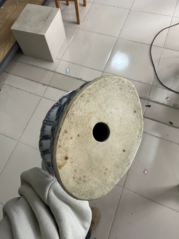 古玩陶瓷青花花卉紋觀音瓷像(附有催凱老師的保真卡)拍賣,當(dāng)前價(jià)格80000元