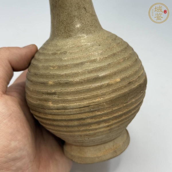 古玩陶瓷云市窯青白釉獅耳瓶真品鑒賞圖