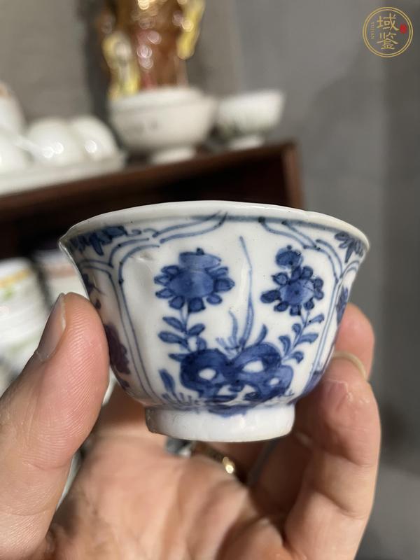 古玩陶瓷康熙青花杯真品鑒賞圖