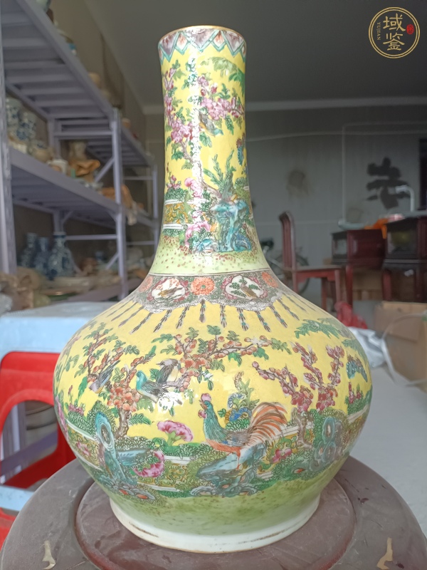 古玩陶瓷花鳥紋瓶真品鑒賞圖