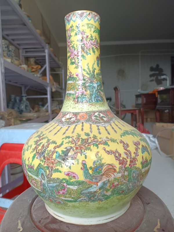 古玩陶瓷花鳥紋瓶拍賣，當(dāng)前價格3989元