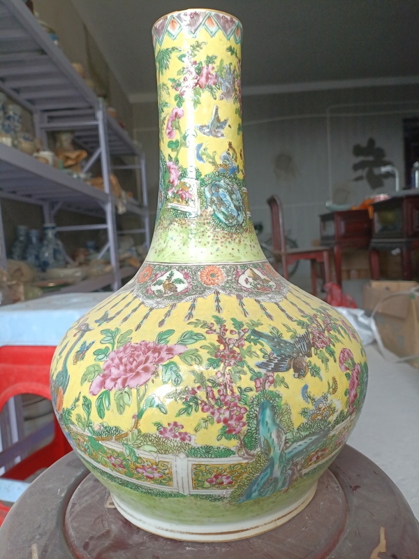 古玩陶瓷花鳥紋瓶拍賣，當(dāng)前價格3989元