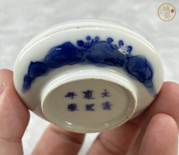 古玩陶瓷青花人物印盒真品鑒賞圖