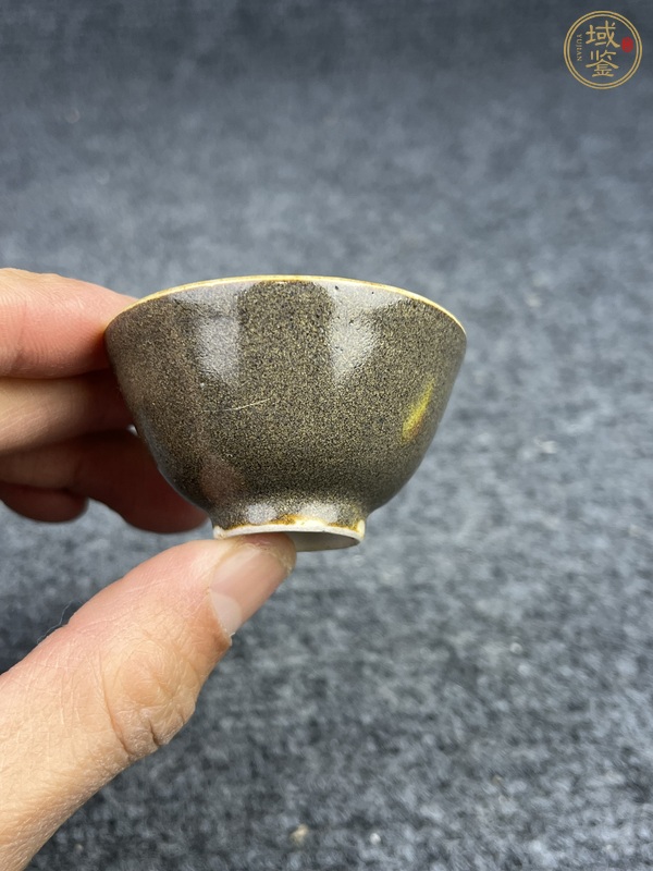 古玩陶瓷茶葉沫釉壓手杯真品鑒賞圖