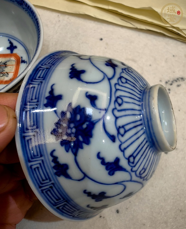 古玩陶瓷青花纏枝花卉紋茶圓一對真品鑒賞圖