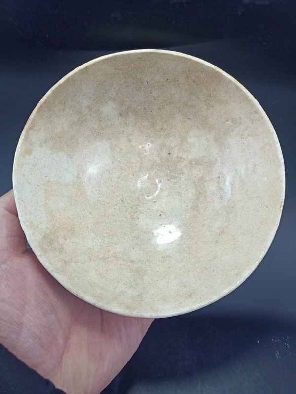 古玩陶瓷【宋代】米黃釉唇口碗【特殊品種】【頂級釉水】拍賣,當前價格0元