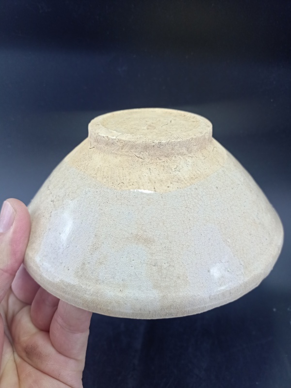 古玩陶瓷【宋代】米黃釉唇口碗【特殊品種】【頂級釉水】拍賣,當前價格0元