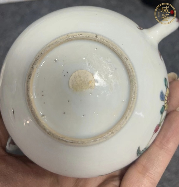 古玩陶瓷粉彩花卉紋茶壺真品鑒賞圖