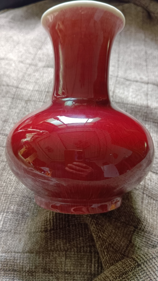 古玩陶瓷郎紅釉賞瓶拍賣,當(dāng)前價(jià)格9800元