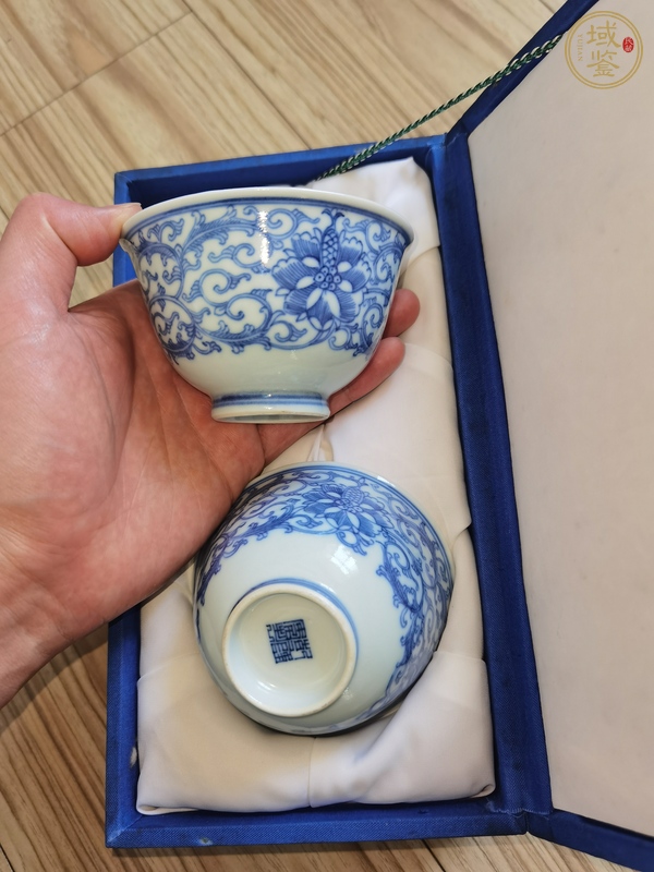 古玩陶瓷青花淡描纏枝蓮紋杯真品鑒賞圖