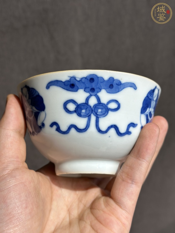 古玩陶瓷青花人物紋茶碗真品鑒賞圖