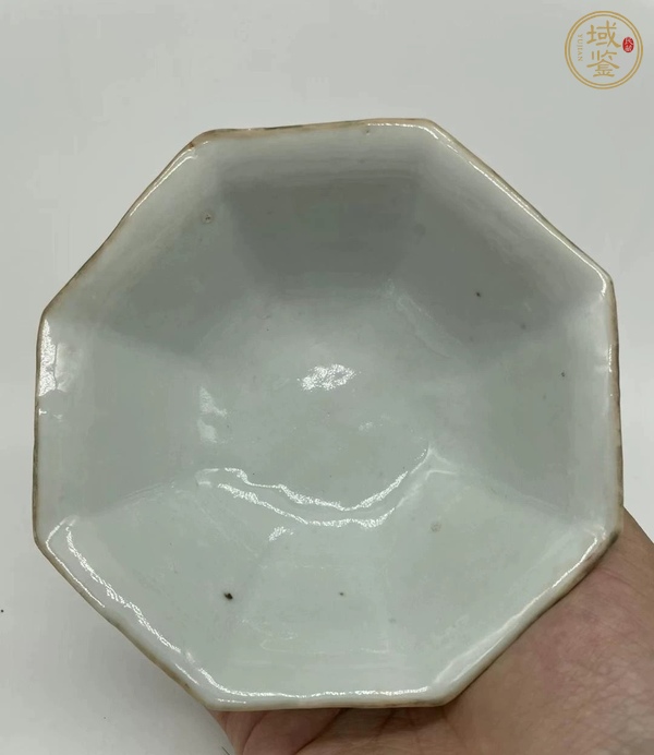 古玩陶瓷淺絳彩八角杯真品鑒賞圖