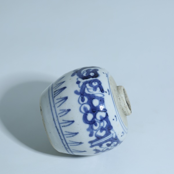 古玩陶瓷清乾隆青花夔龍紋罐拍賣，當前價格3500元