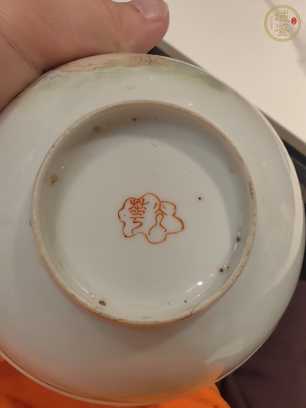 古玩陶瓷粉彩佛教人物茶碗真品鑒賞圖