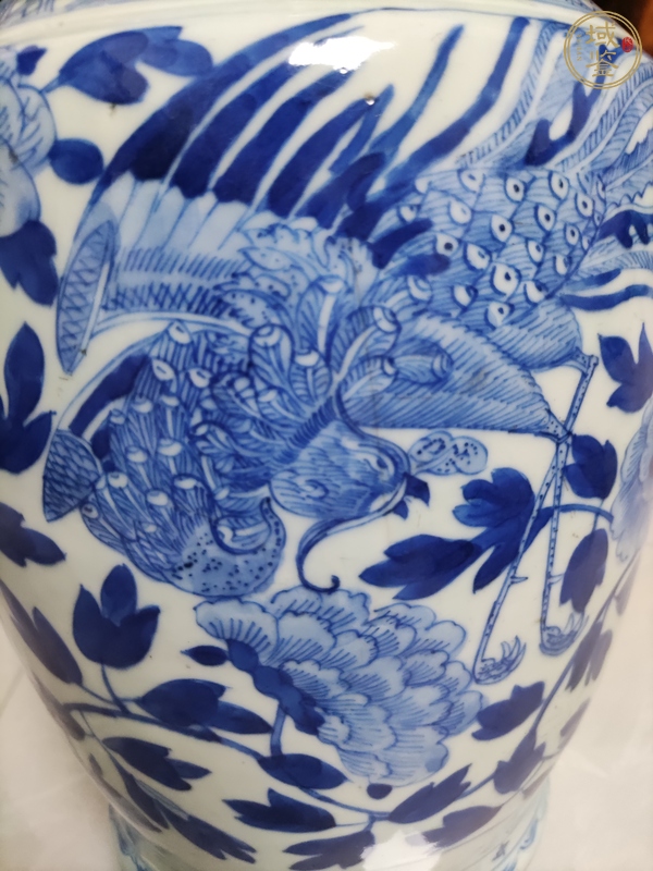 古玩陶瓷花鳥紋青花瓶真品鑒賞圖