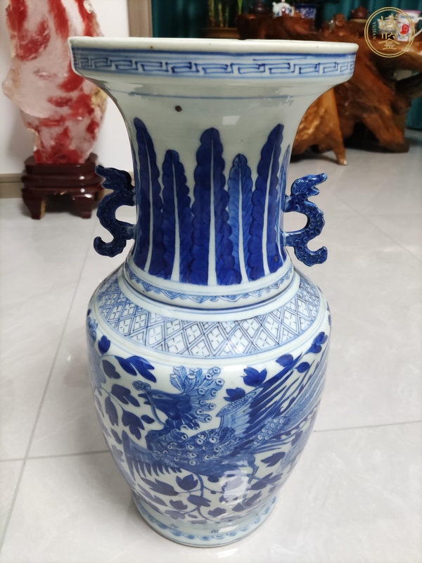 古玩陶瓷花鳥紋青花瓶真品鑒賞圖