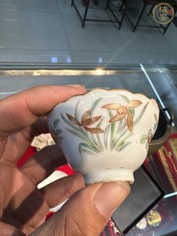 古玩陶瓷花卉花口杯真品鑒賞圖