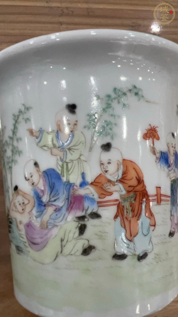 古玩陶瓷粉彩嬰戲圖花盆一對(duì)真品鑒賞圖