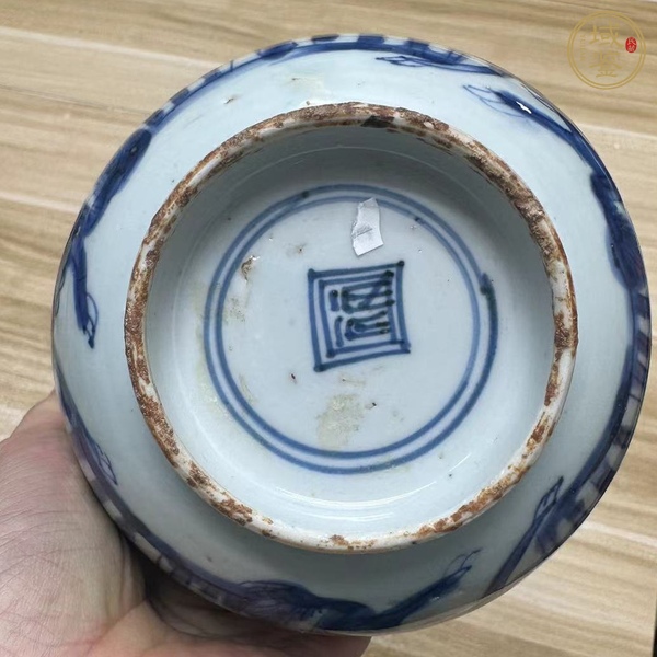 古玩陶瓷青花瑞獸紋茶碗真品鑒賞圖