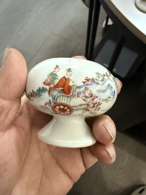 古玩陶瓷蓋罐拍賣，當(dāng)前價格18000元
