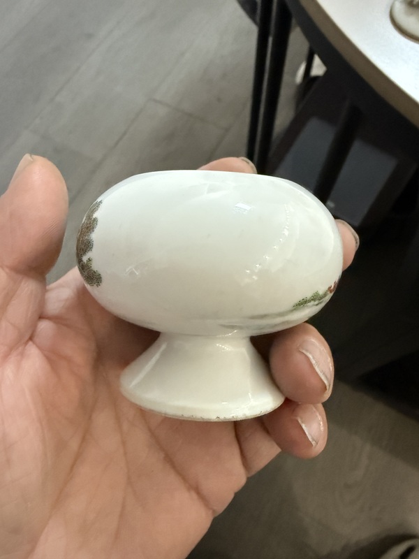 古玩陶瓷蓋罐拍賣，當(dāng)前價格18000元