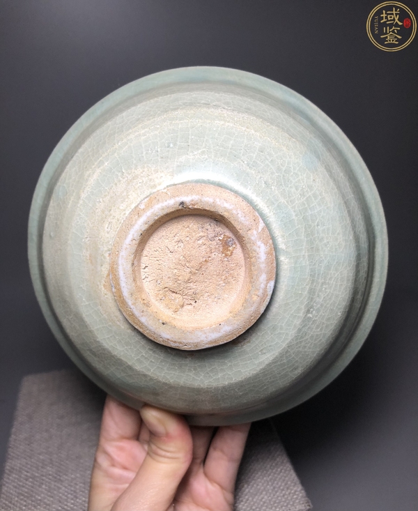 古玩陶瓷【精品】元代:龍泉窯系印花碗【館藏級(jí)】【頂級(jí)龍泉青釉】拍賣，當(dāng)前價(jià)格0元