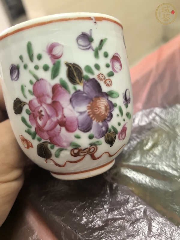 古玩陶瓷廣彩執(zhí)杯真品鑒賞圖