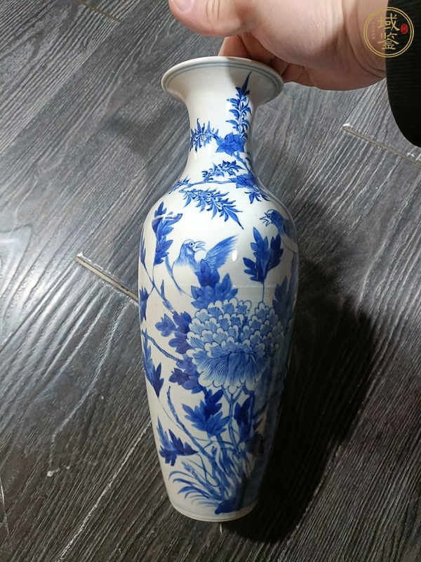 古玩陶瓷花鳥紋青花瓶真品鑒賞圖