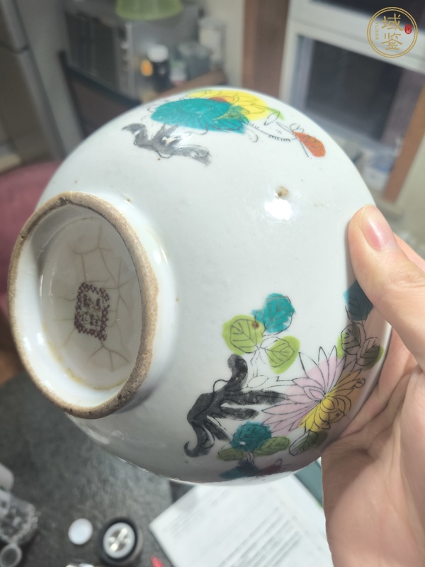 古玩陶瓷花卉紋碗真品鑒賞圖