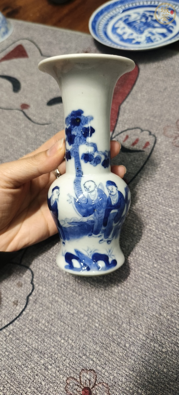 古玩陶瓷青花人物故事紋花觚真品鑒賞圖