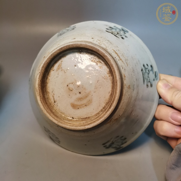 古玩陶瓷龍泉青瓷青花大碗真品鑒賞圖