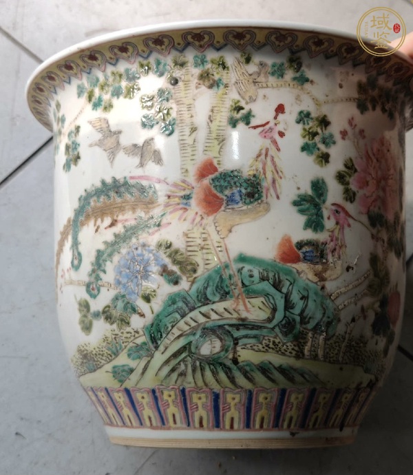 古玩陶瓷花鳥紋花盆真品鑒賞圖