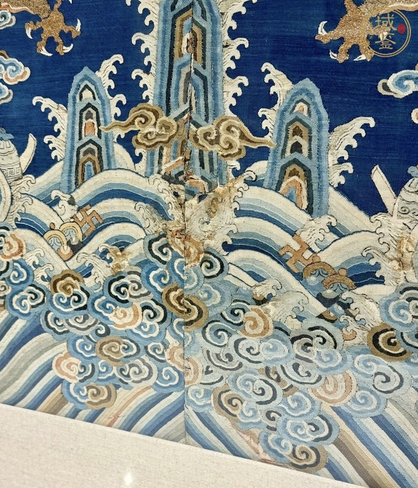 古玩雜項(xiàng)緙絲龍片真品鑒賞圖